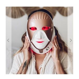 Cleopatra LED Mask red light blue light